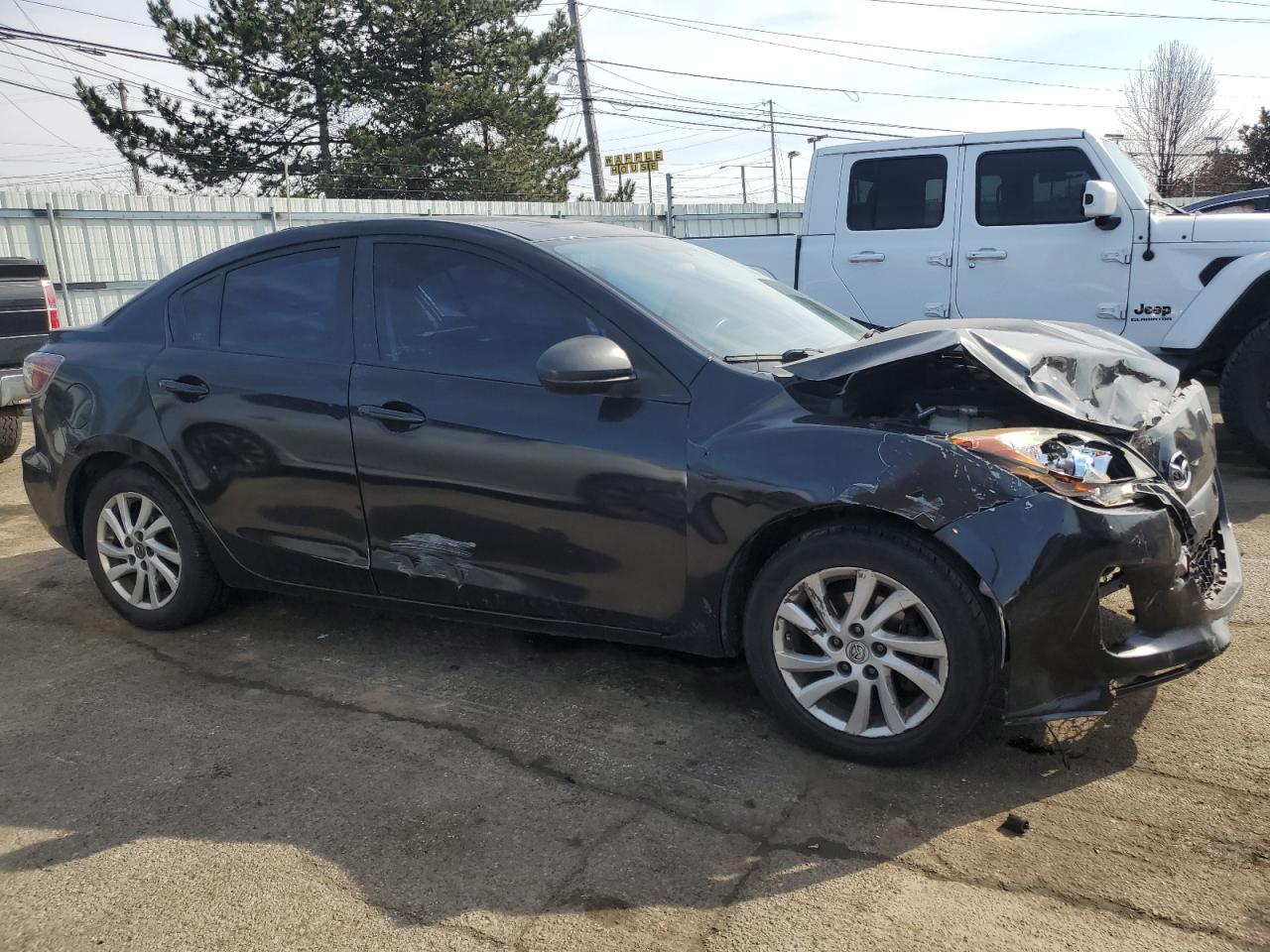 2012 Mazda 3 - Image 4