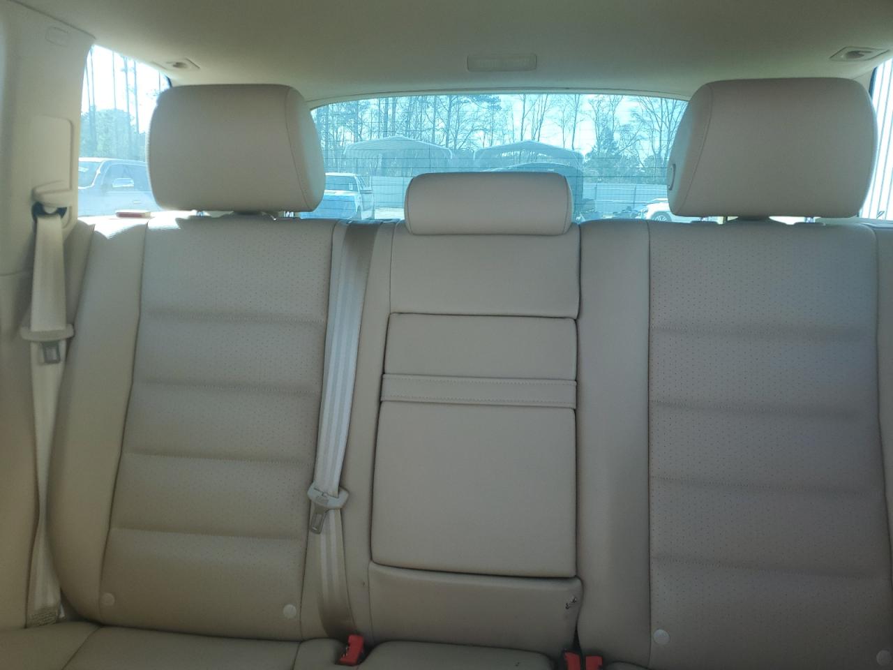 2008 Volkswagen Touareg - Image 10