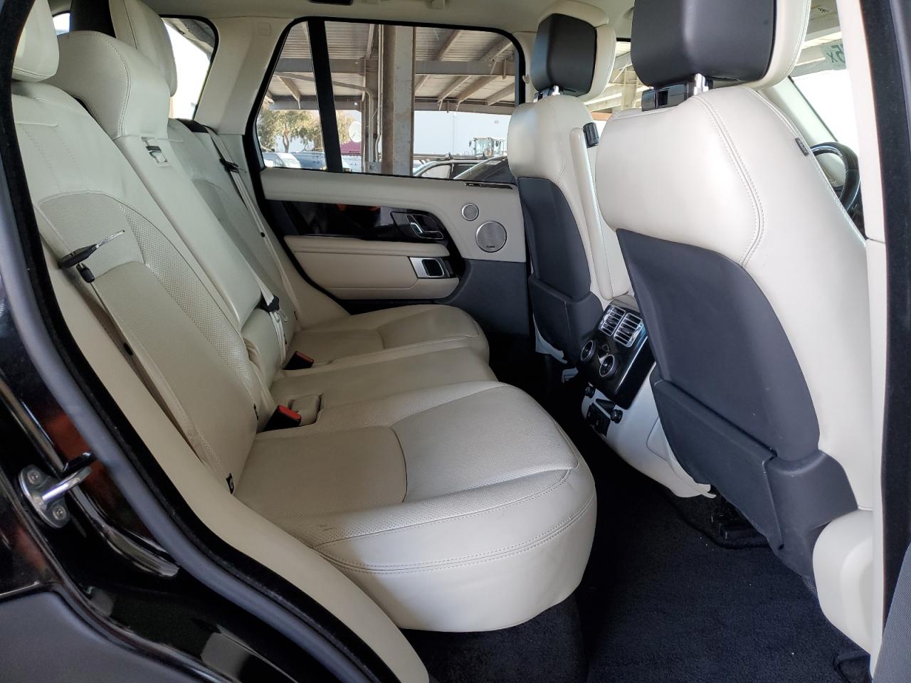 2019 Land Rover Range Rover - Image 10
