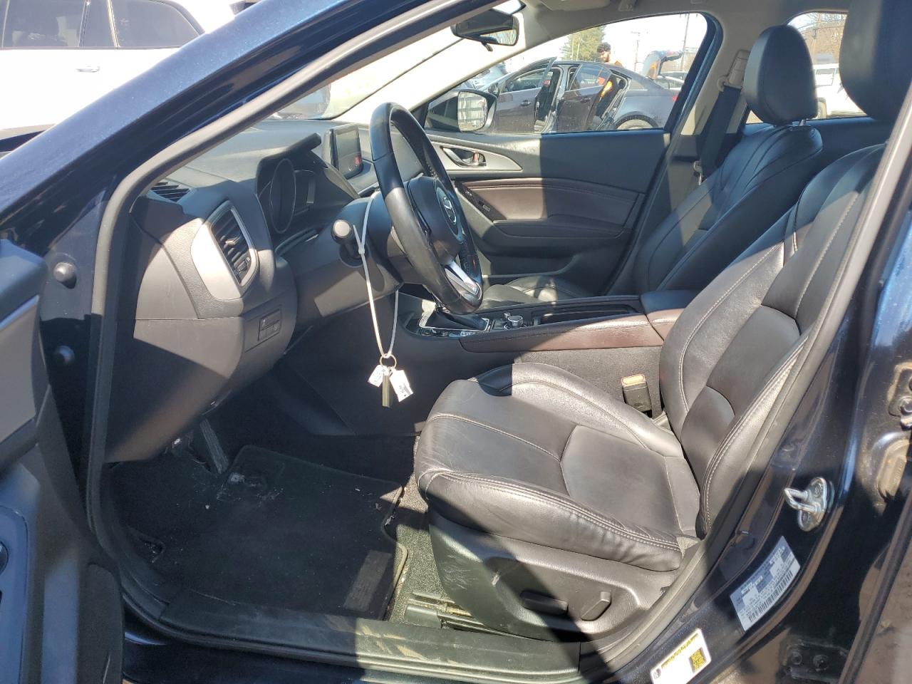 2018 Mazda 3 - Image 7