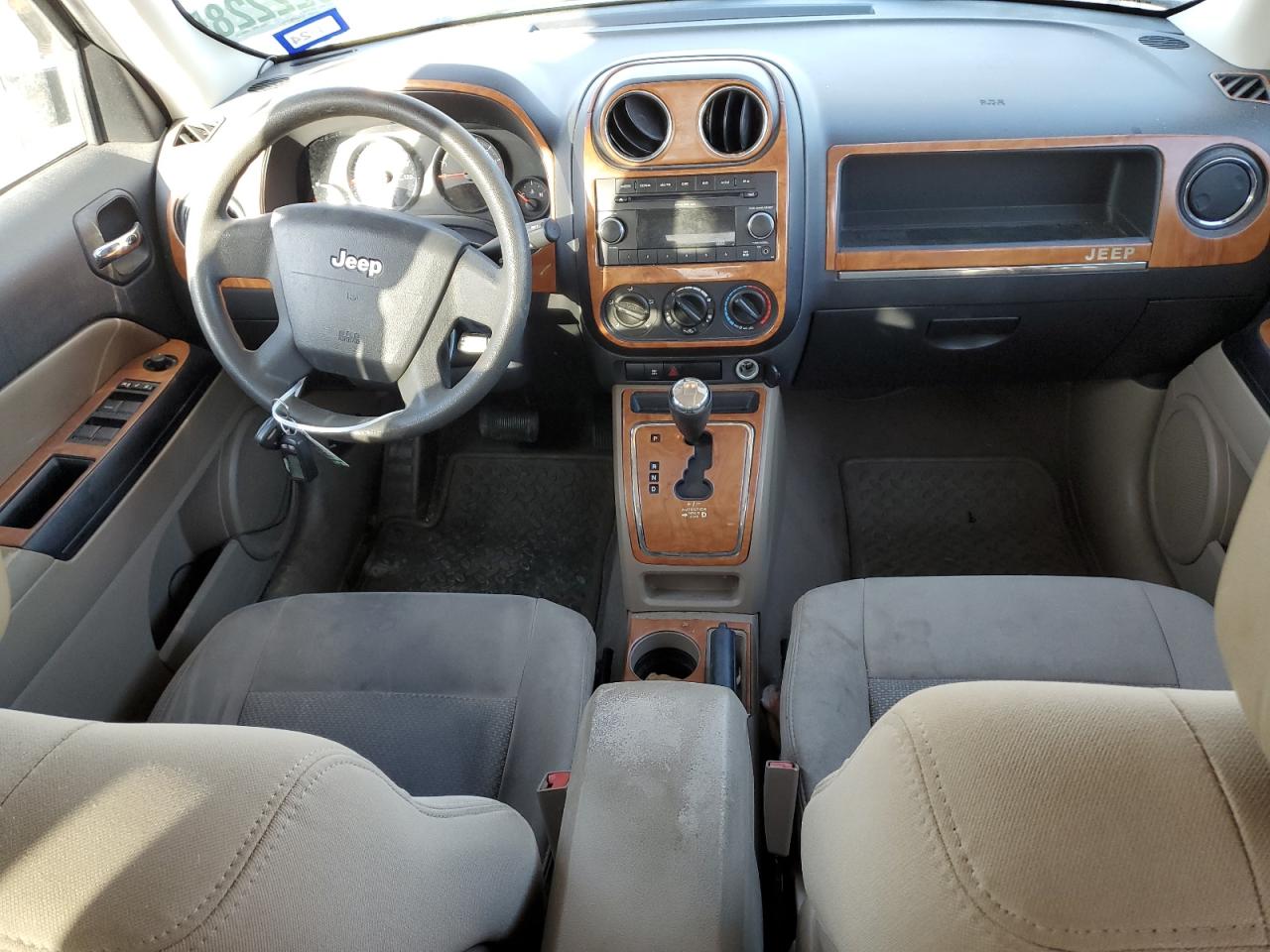 2009 Jeep Liberty (Patriot) - Image 8