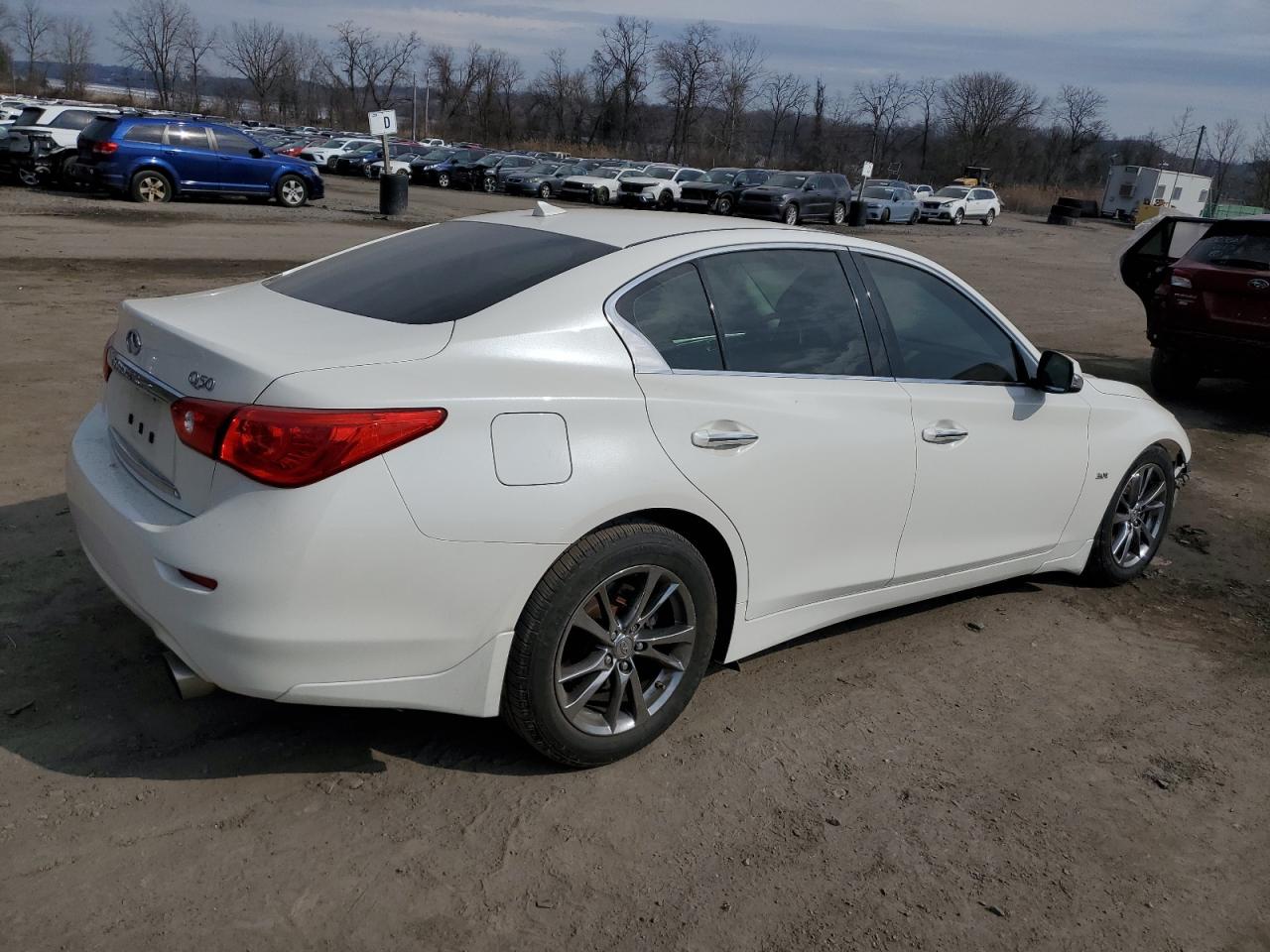 2017 Infiniti Q50 - Image 3