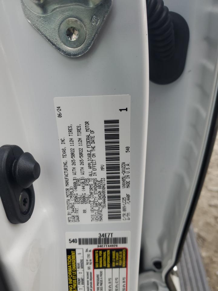 2024 Toyota Sequoia - Image 15