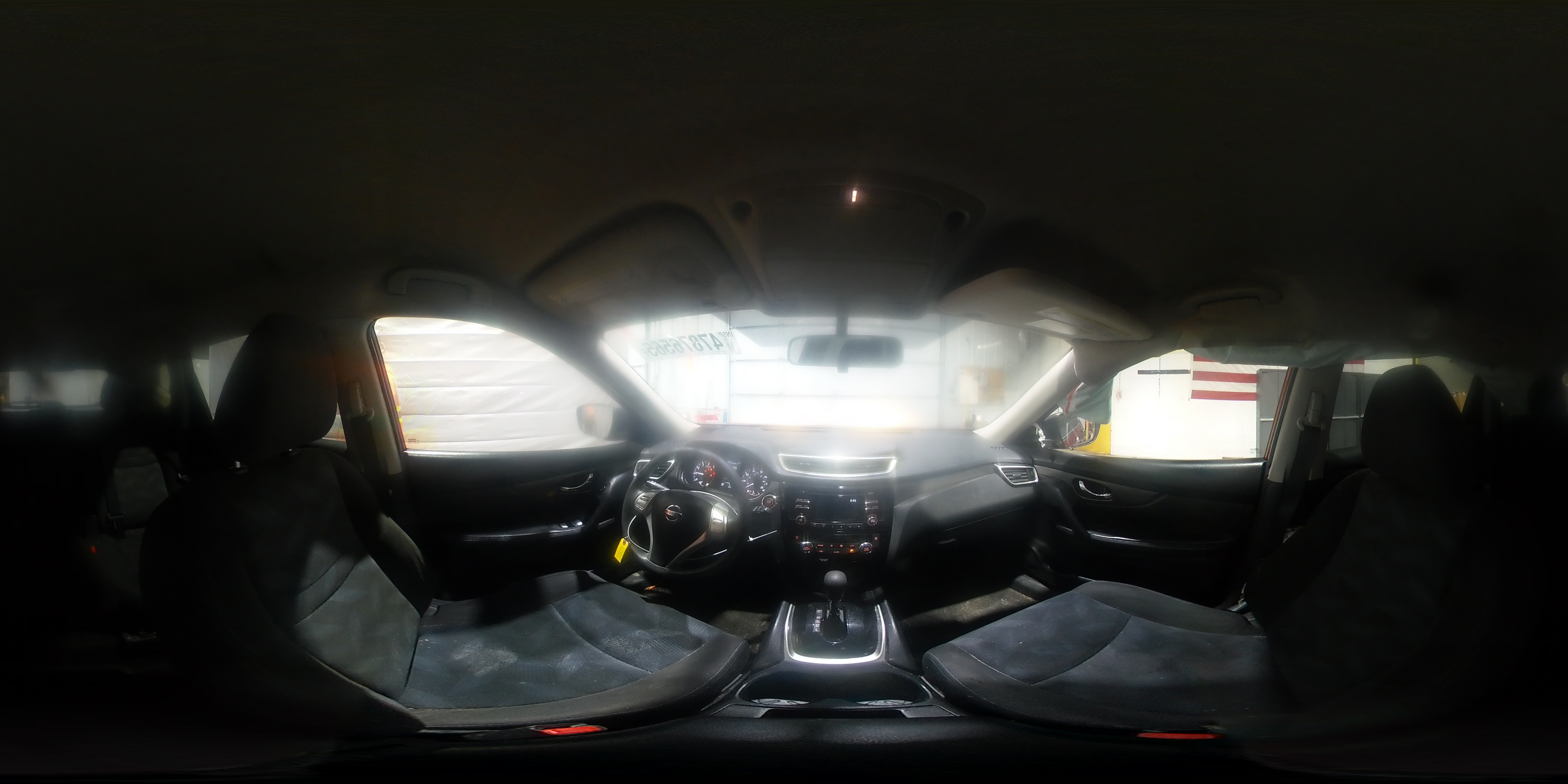 2015 Nissan Rogue - Image 13