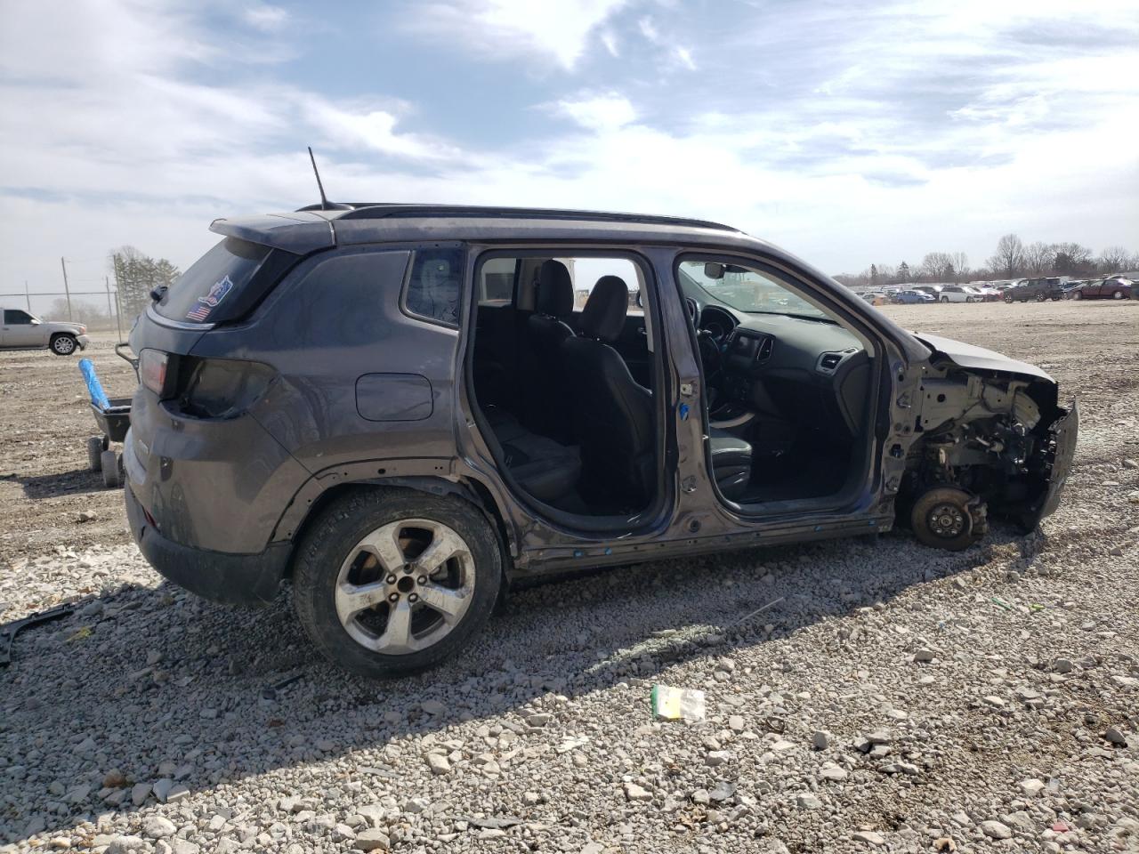2018 Jeep Compass - Image 3