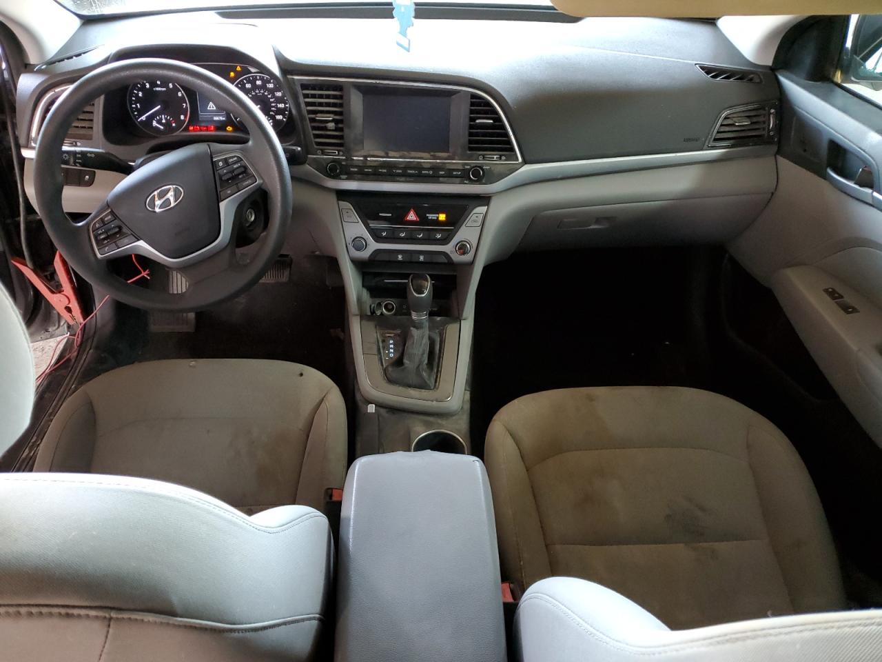 2018 Hyundai Elantra - Image 8