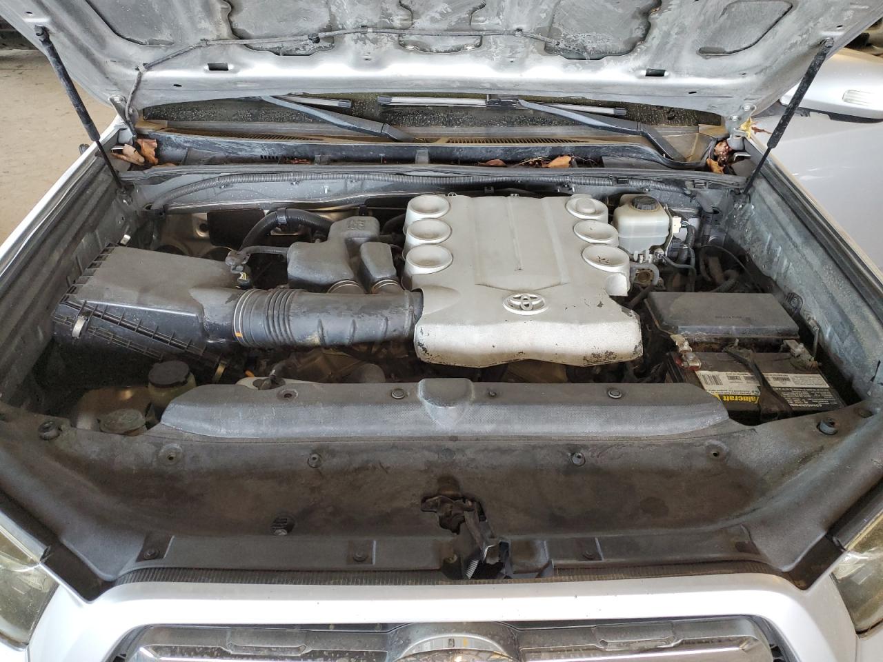 2011 Toyota 4Runner - Image 12