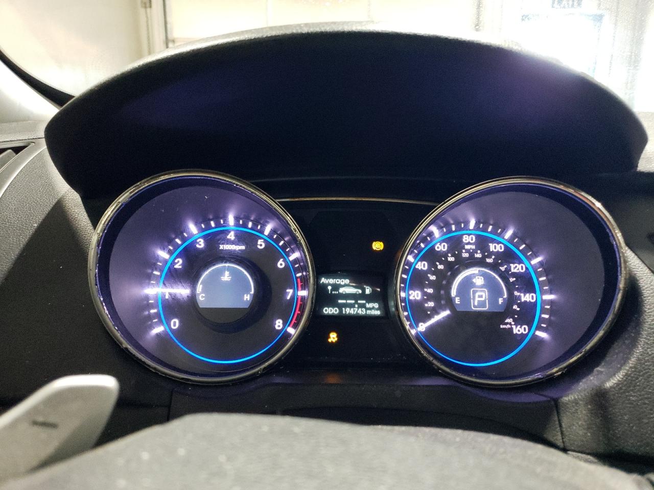 2011 Hyundai Sonata - Image 9