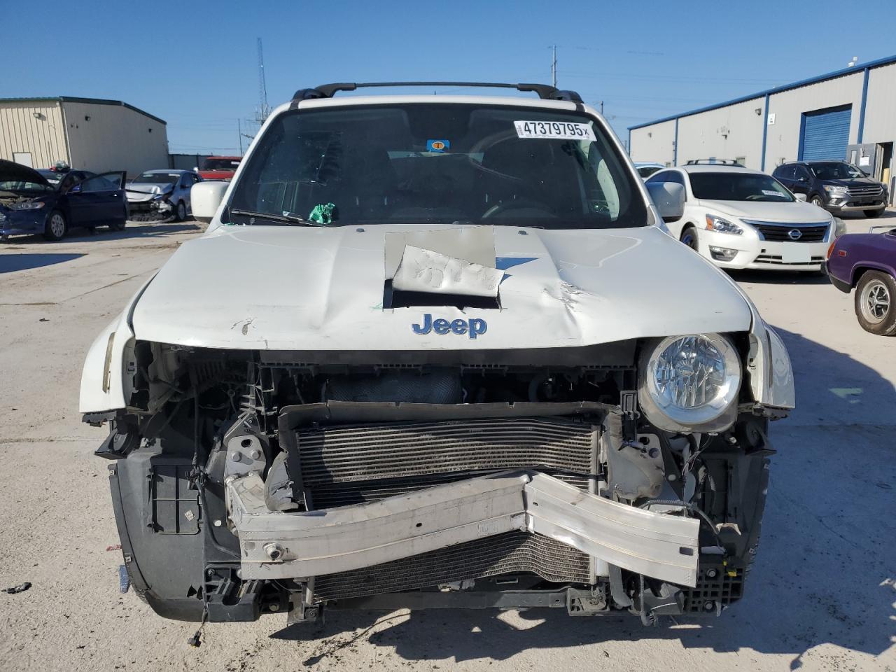 2018 Jeep Renegade - Image 5