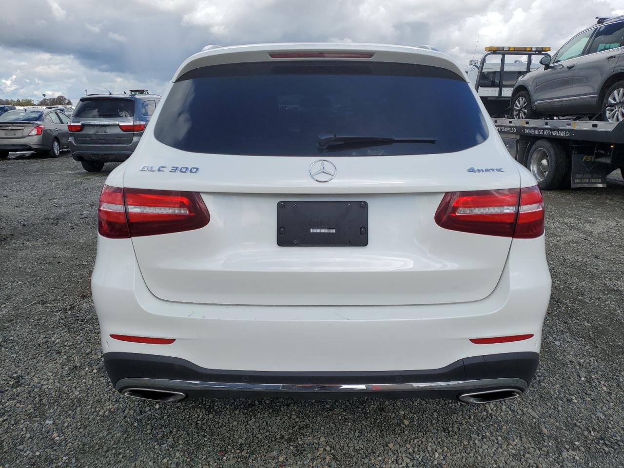 2018 Mercedes-Benz GLC - Image 6