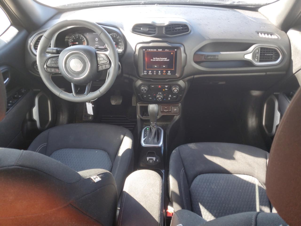 2021 Jeep Renegade - Image 8