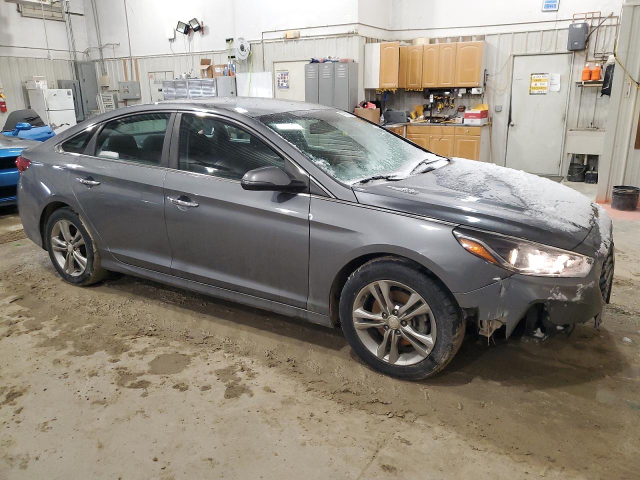 2018 Hyundai Sonata - Image 4
