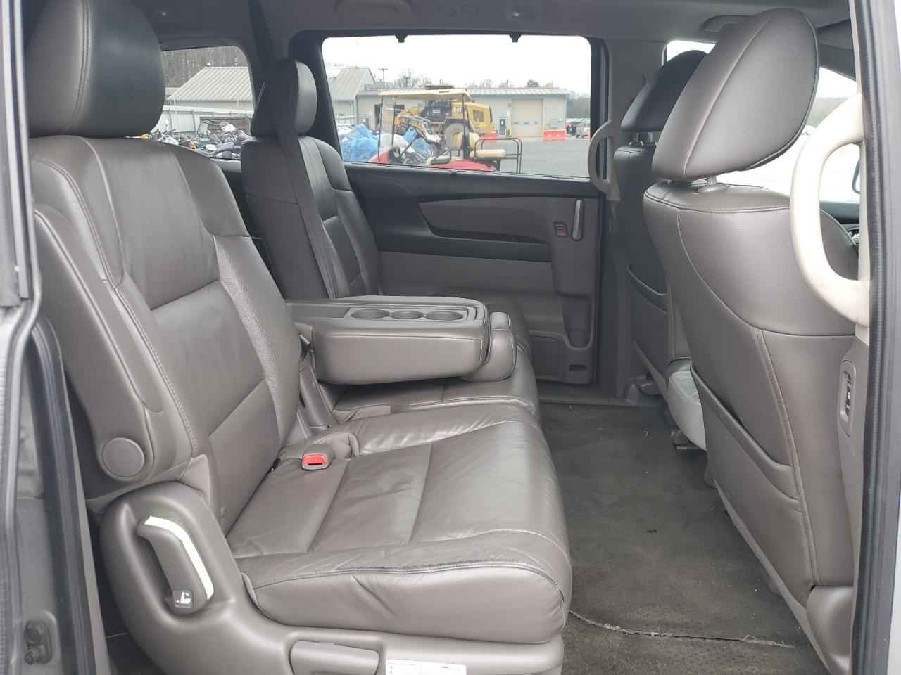 2011 Honda Odyssey - Image 11