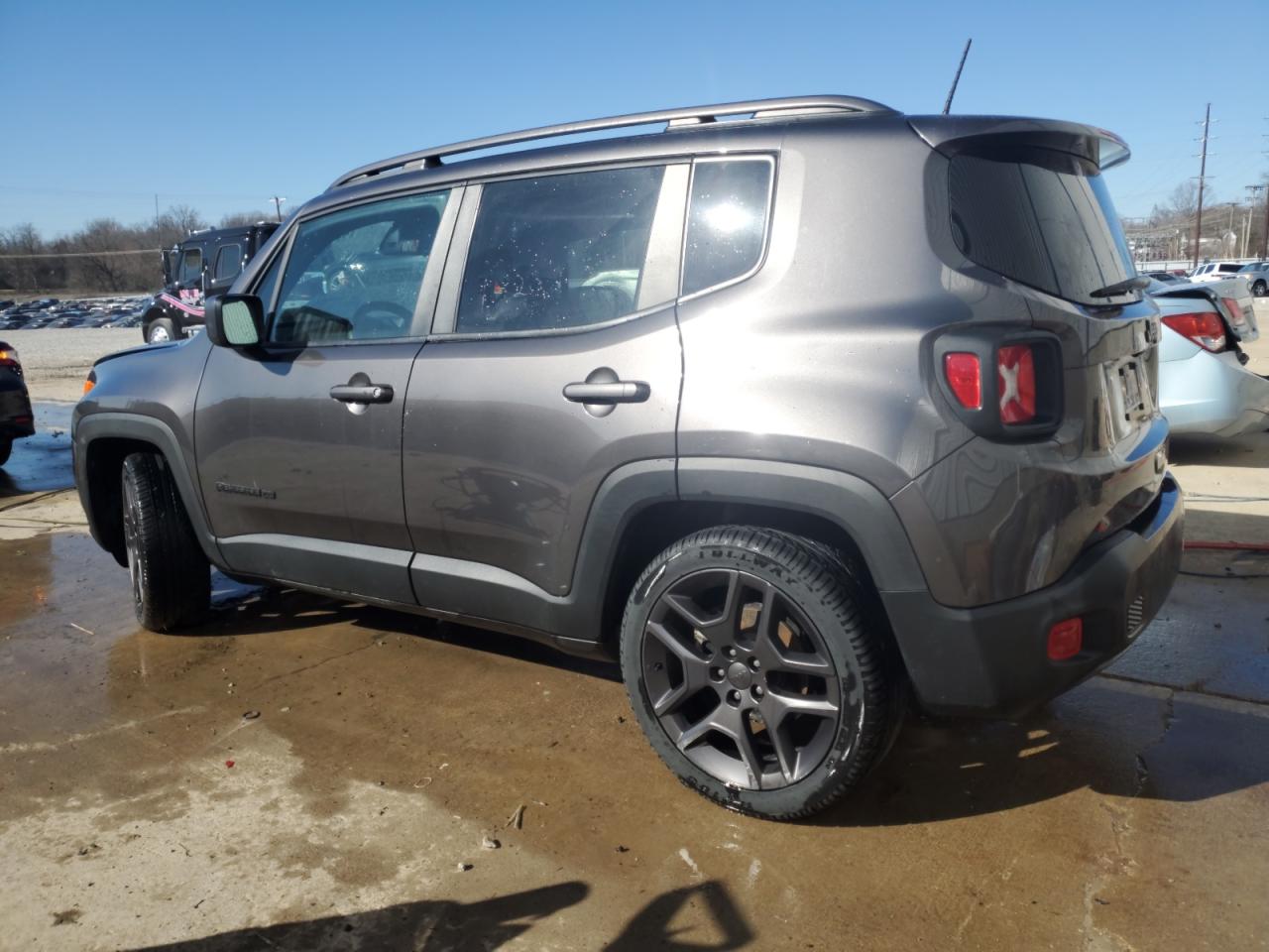 2021 Jeep Renegade - Image 2