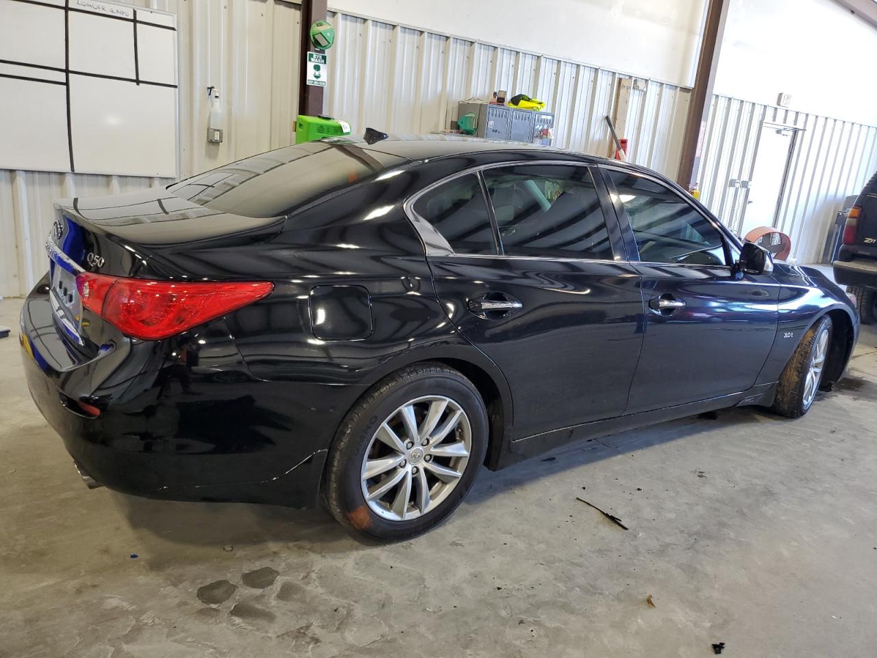 2016 Infiniti Q50 - Image 3