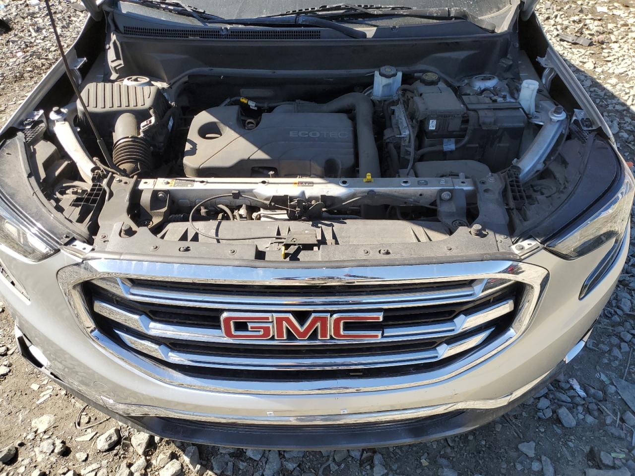 2020 GMC Terrain - Image 13
