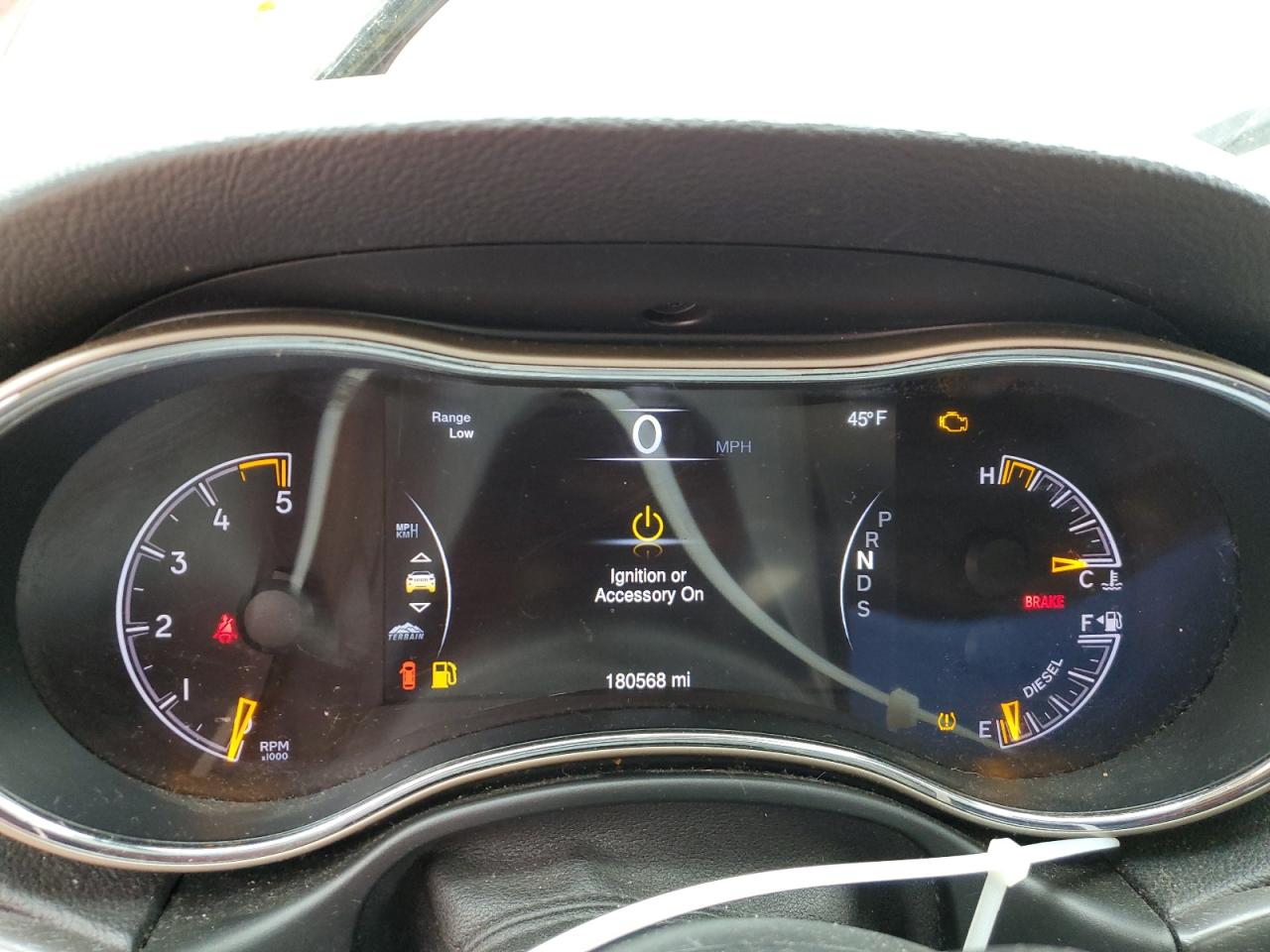 2015 Jeep Grand Cherokee - Image 9