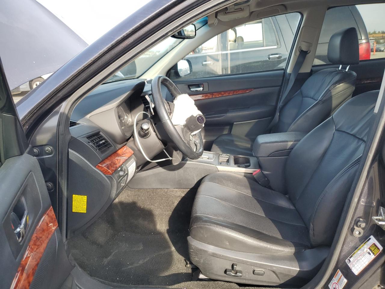 2012 Subaru Outback - Image 7