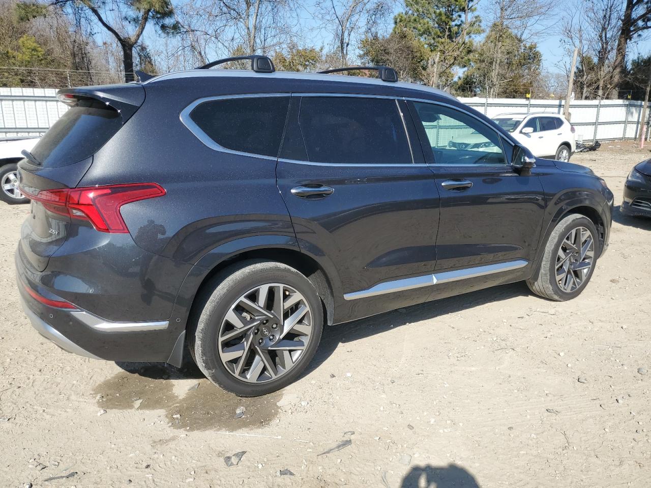 2022 Hyundai Santa Fe - Image 3