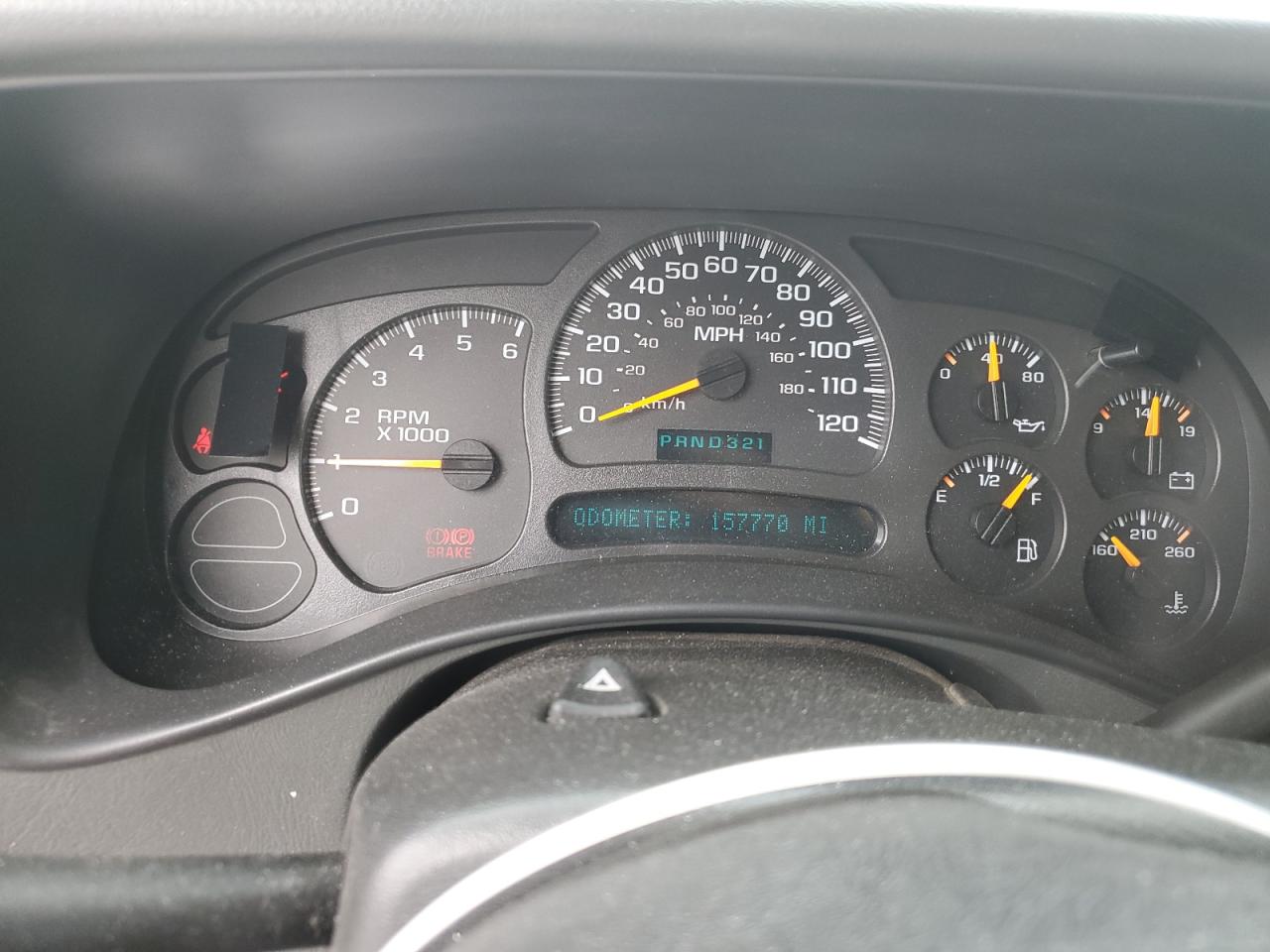 2005 Chevrolet Suburban - Image 9