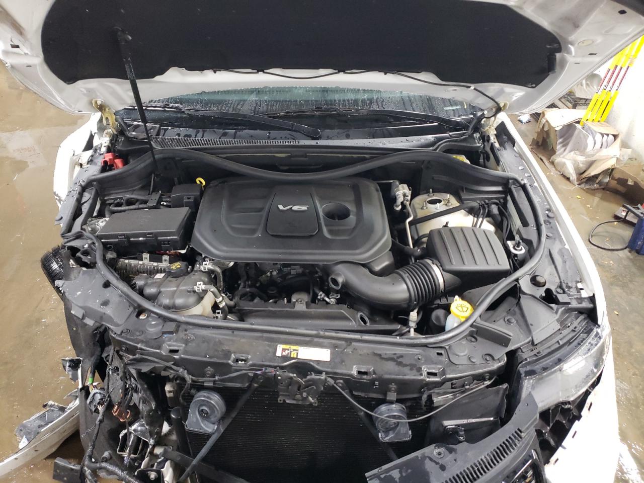 2018 Jeep Grand Cherokee - Image 11