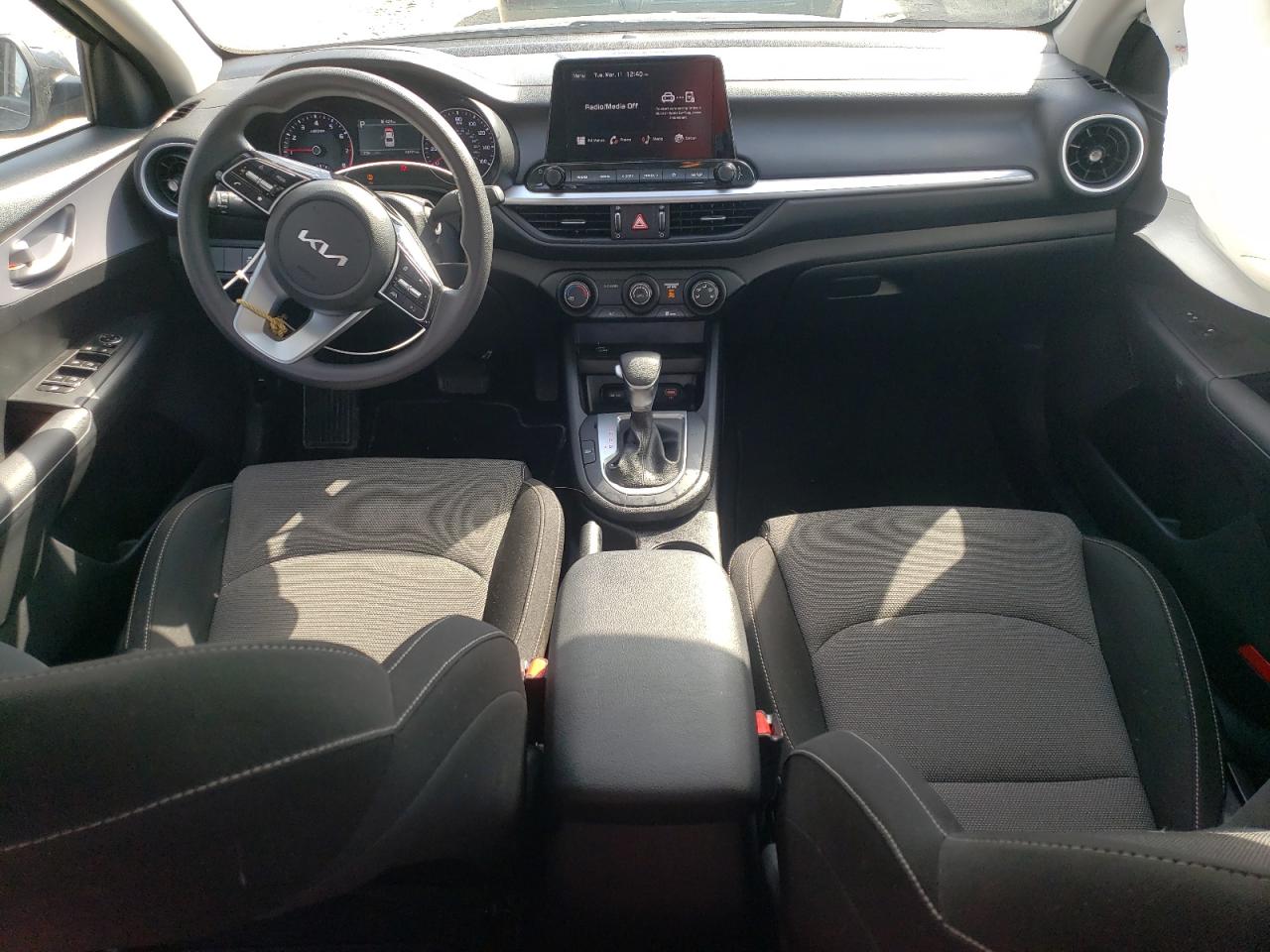 2024 Kia Forte - Image 8