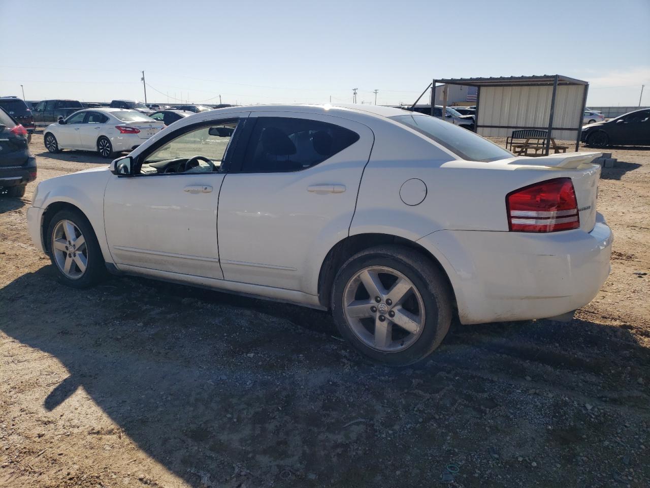 2008 Dodge Avenger - Image 2