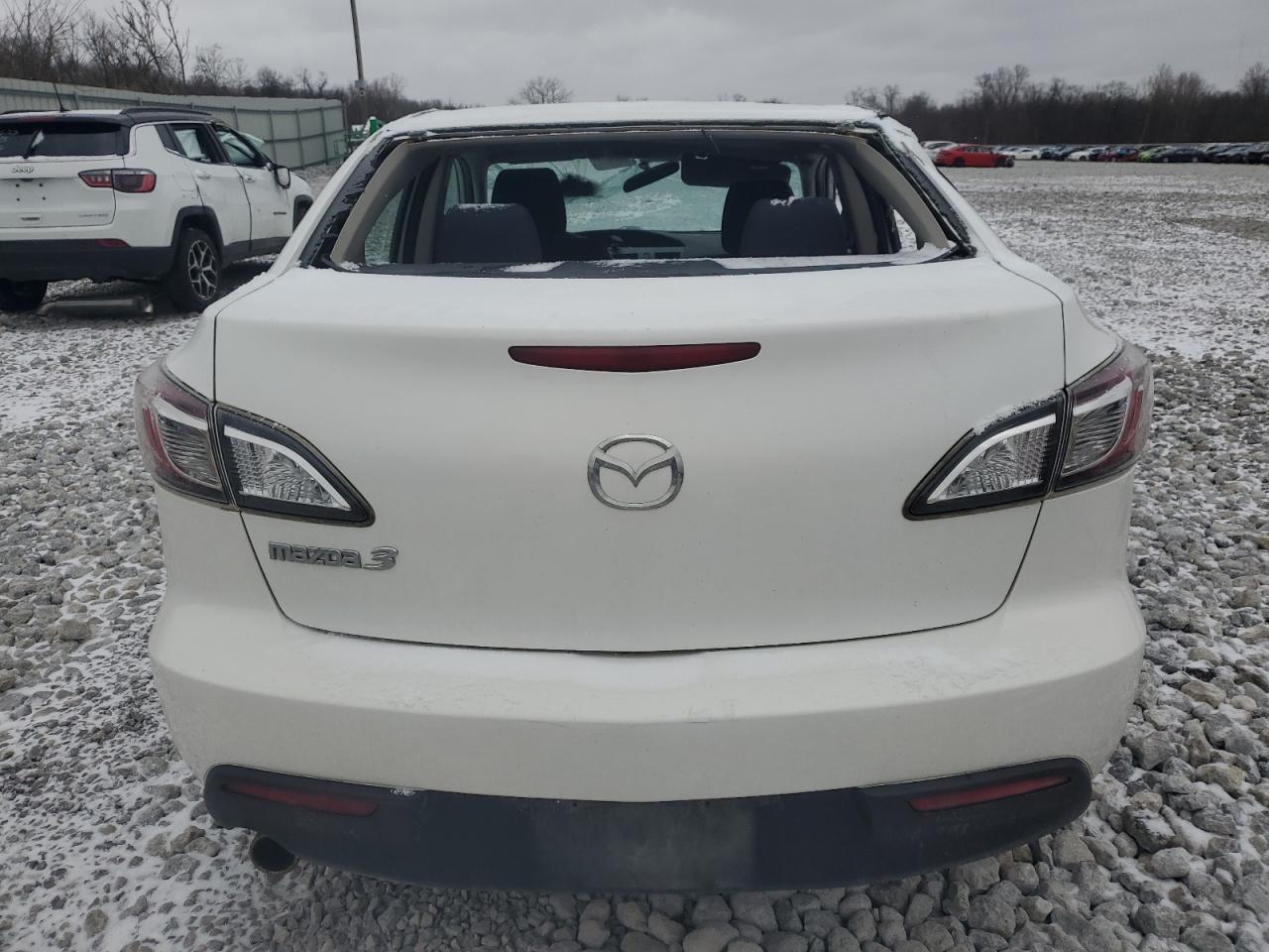 2010 Mazda 3 - Image 6