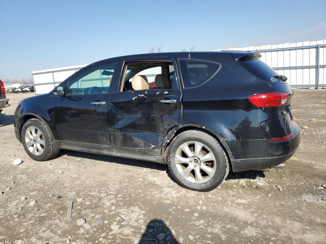2006 Subaru Tribeca - Image 2
