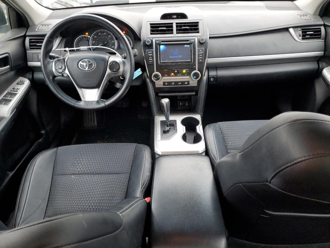 2013 Toyota Camry - Image 8