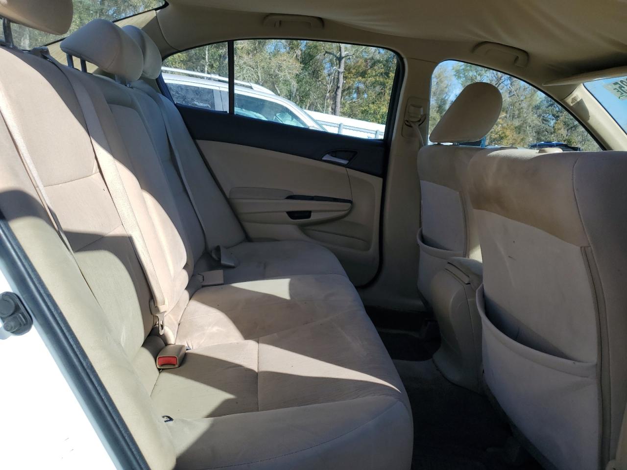 2012 Honda Accord - Image 10