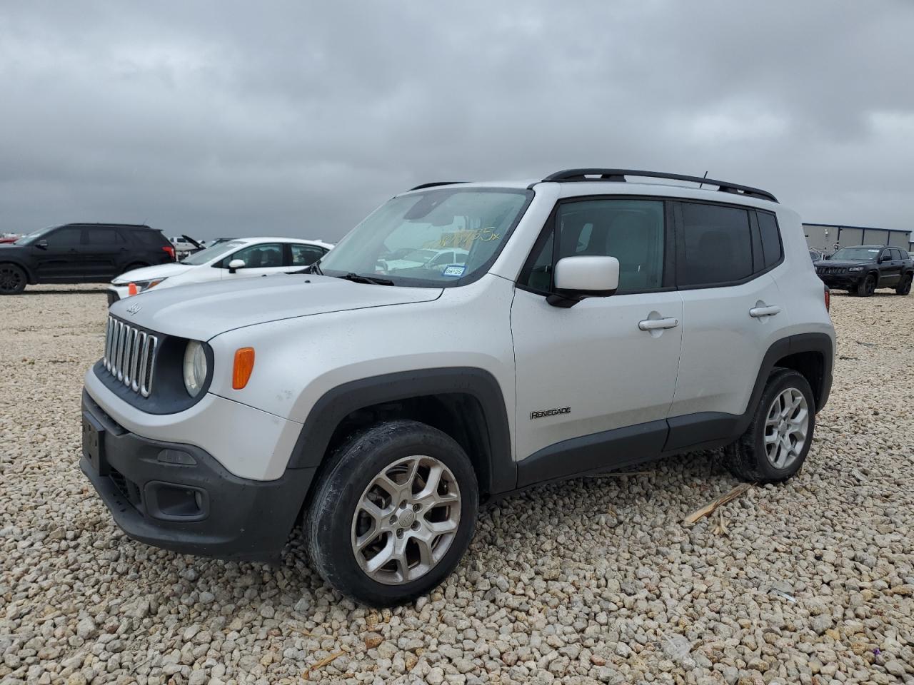 Taylor, TX에서 판매 중인 2015 Jeep Renegade Latitude - Hail