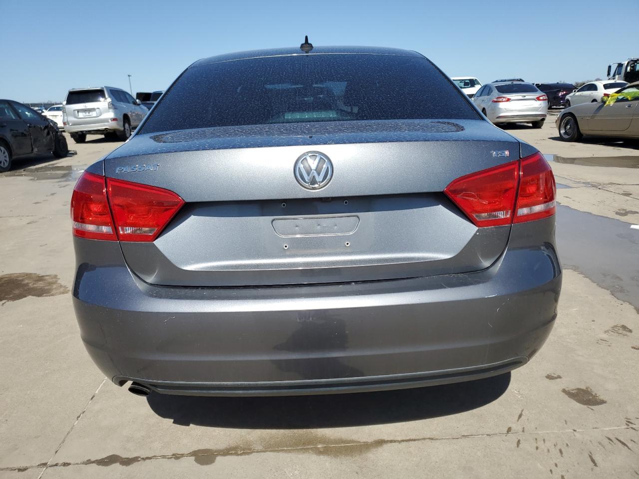2015 Volkswagen Passat - Image 6