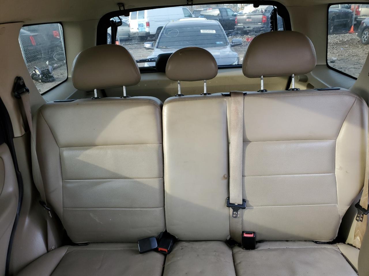 2006 Ford Escape - Image 10