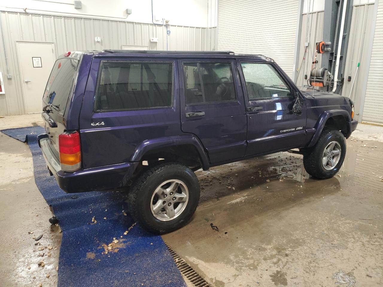 1999 Jeep Grand Cherokee - Image 3