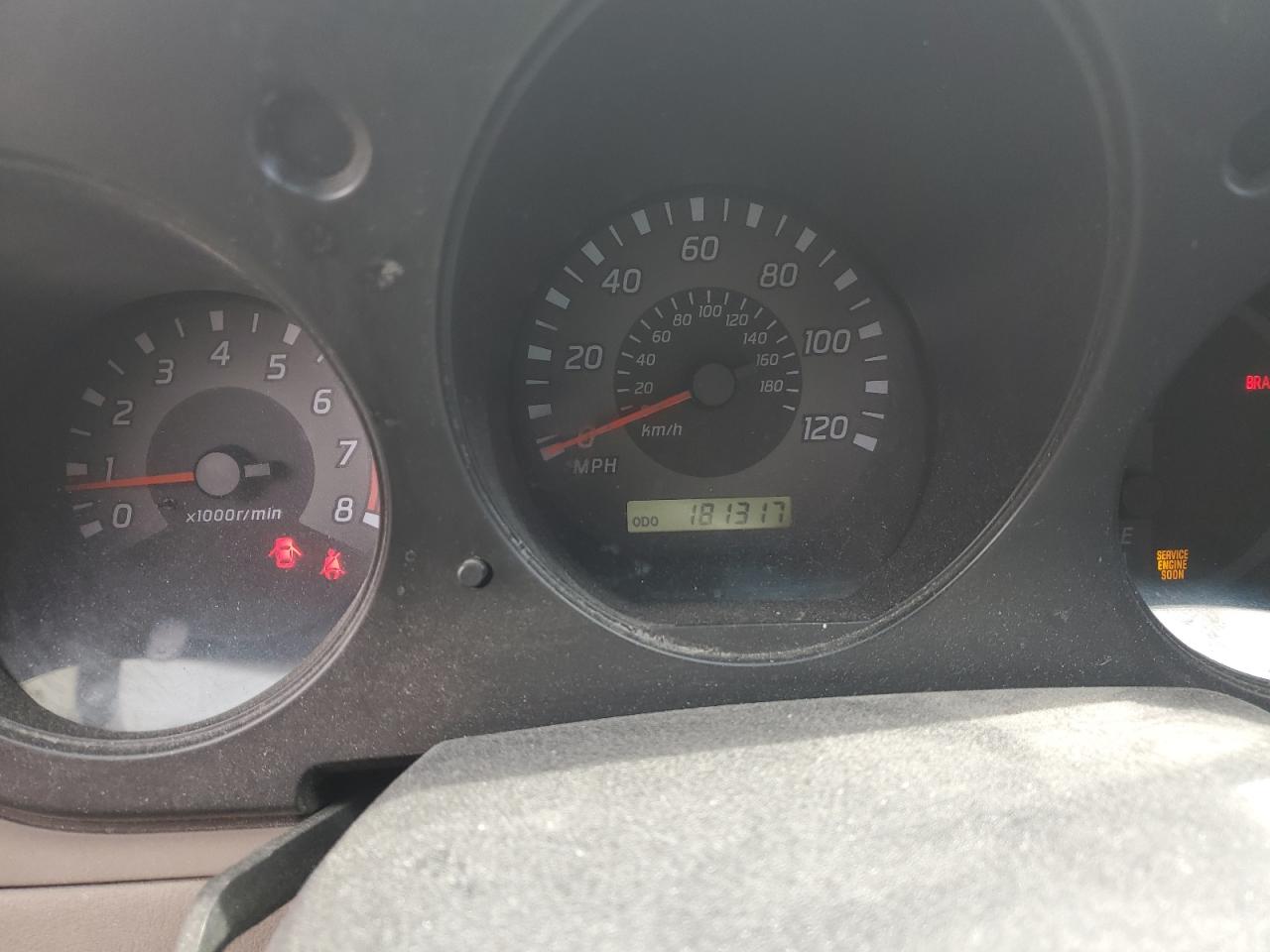2002 Nissan Navara (Frontier) - Image 9