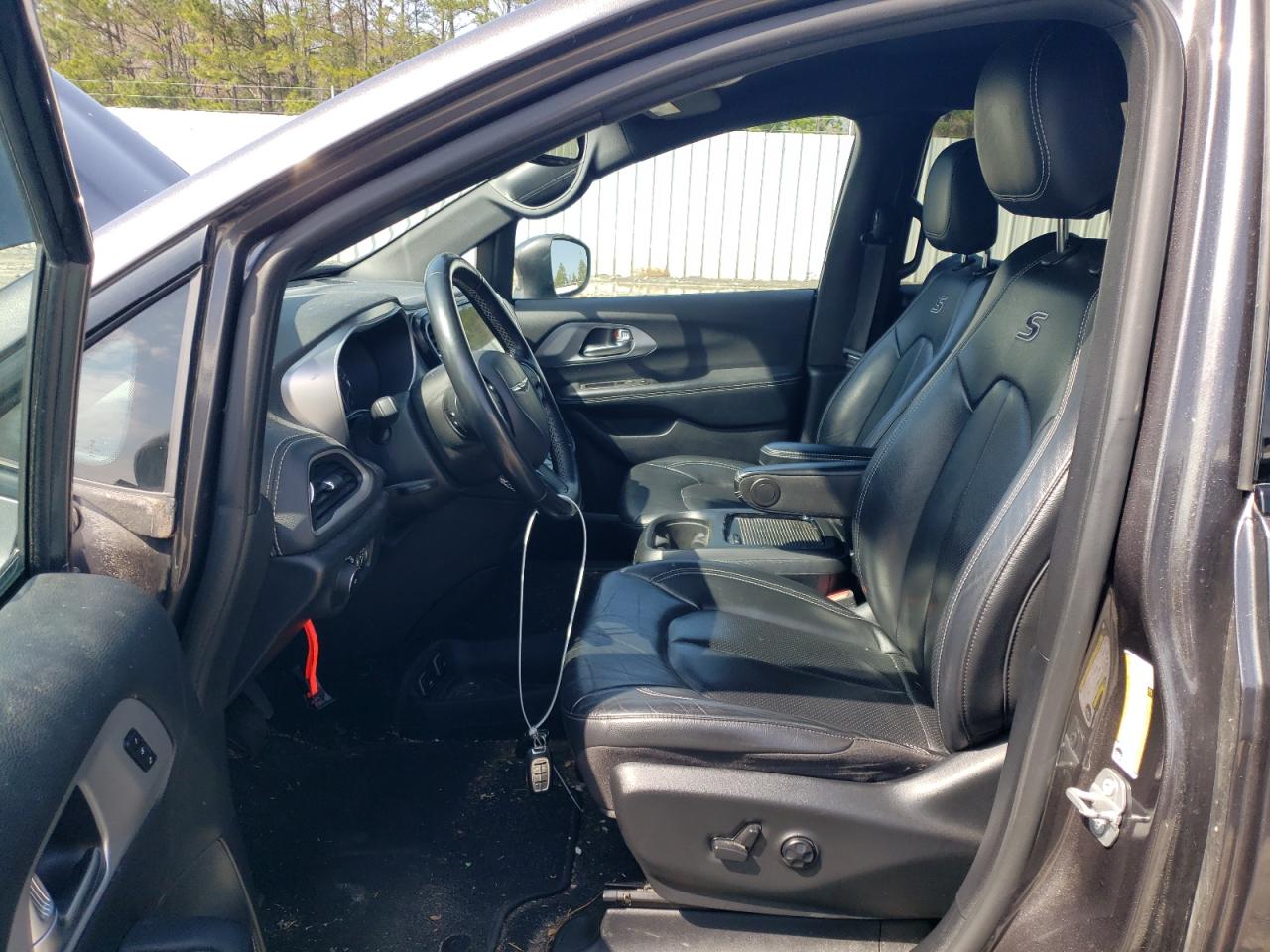 2021 Chrysler Pacifica - Image 7