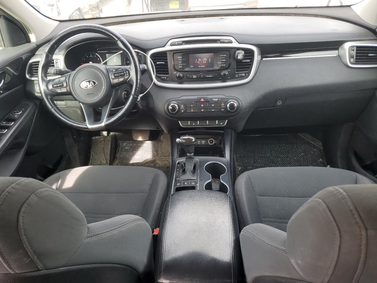 2016 Kia Sorento - Image 8