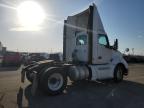 2014 Kenworth T680 Semi Truck for Sale in Moraine, OH - Minor Dent/Scratches