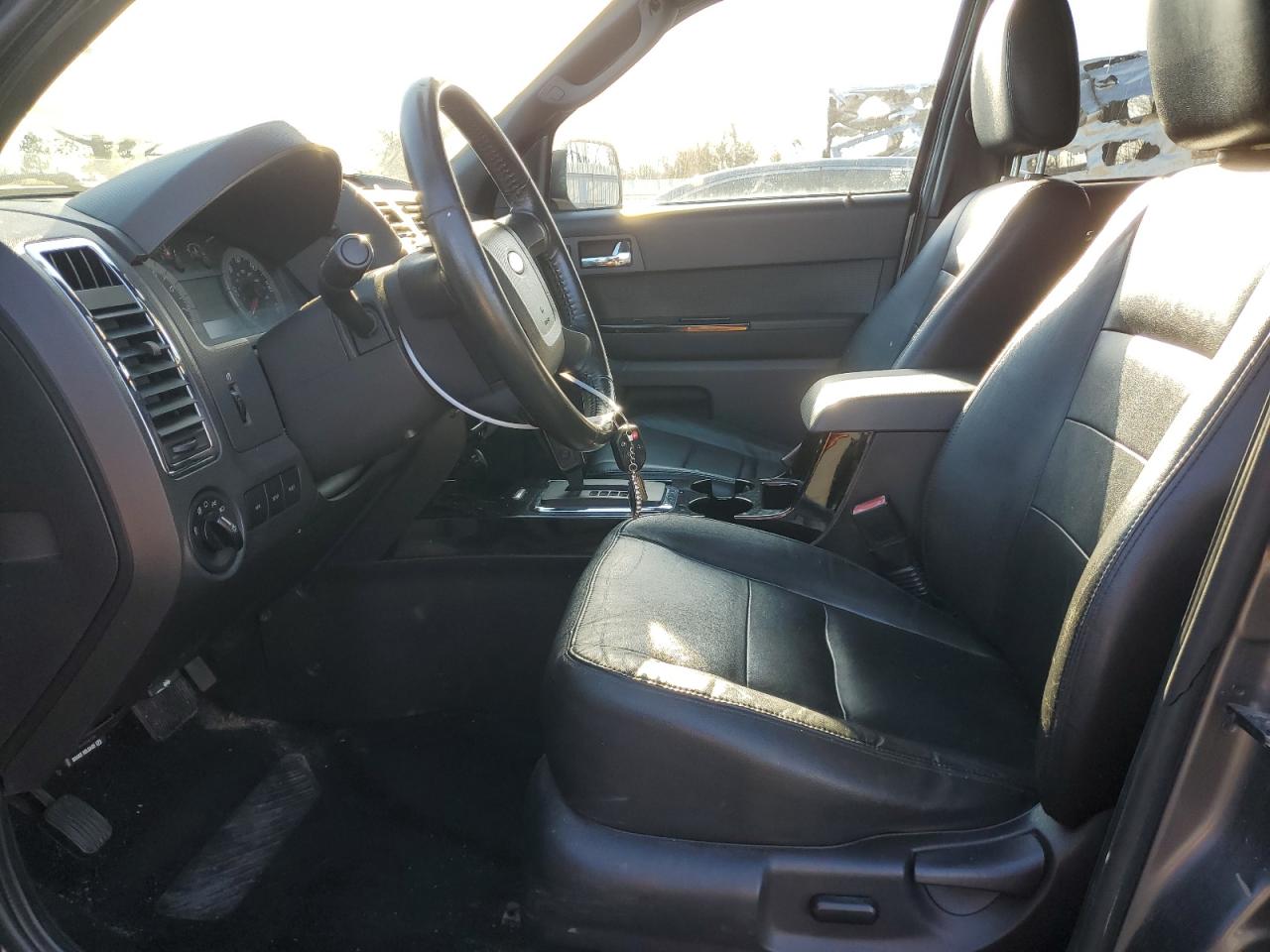 2009 Ford Escape - Image 7