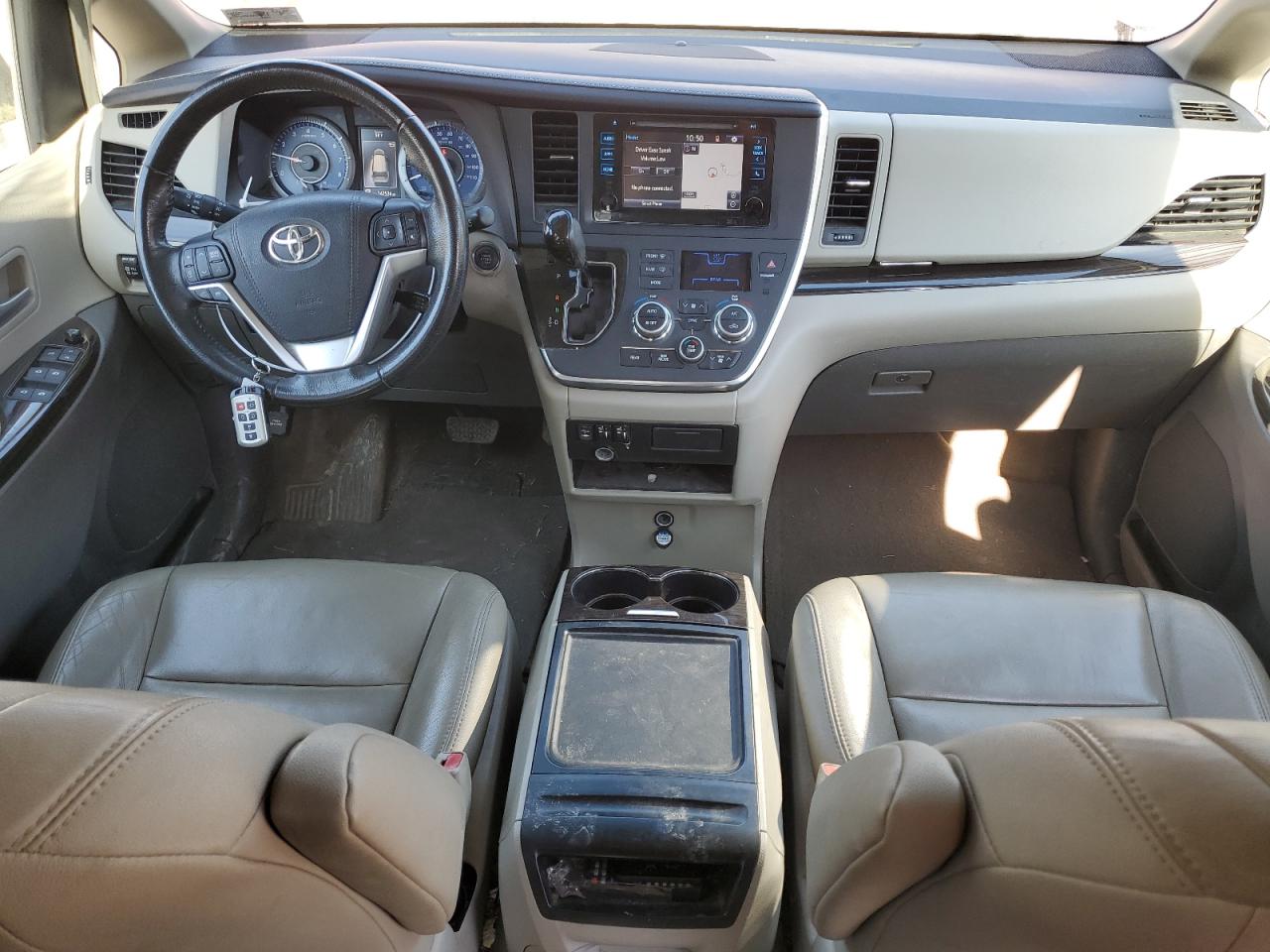 2015 Toyota Sienna - Image 8