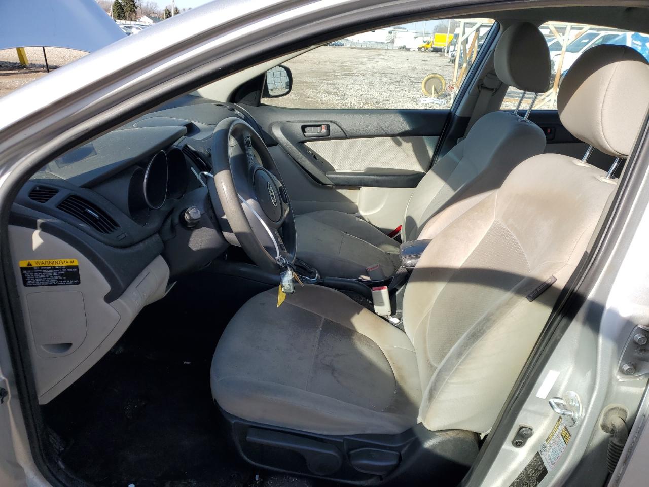 2012 Kia Forte - Image 7