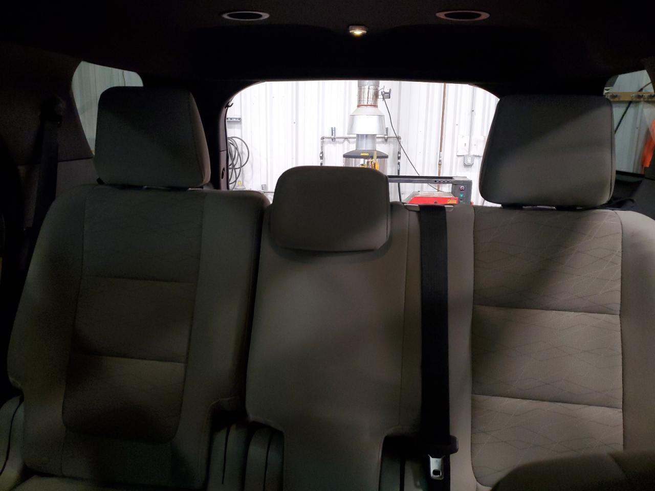 2014 Ford Explorer - Image 10