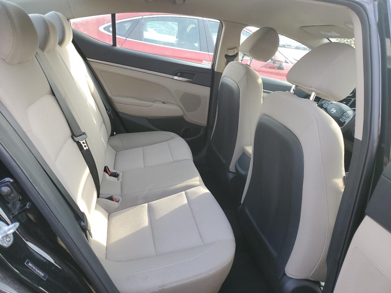 2020 Hyundai Elantra - Image 10