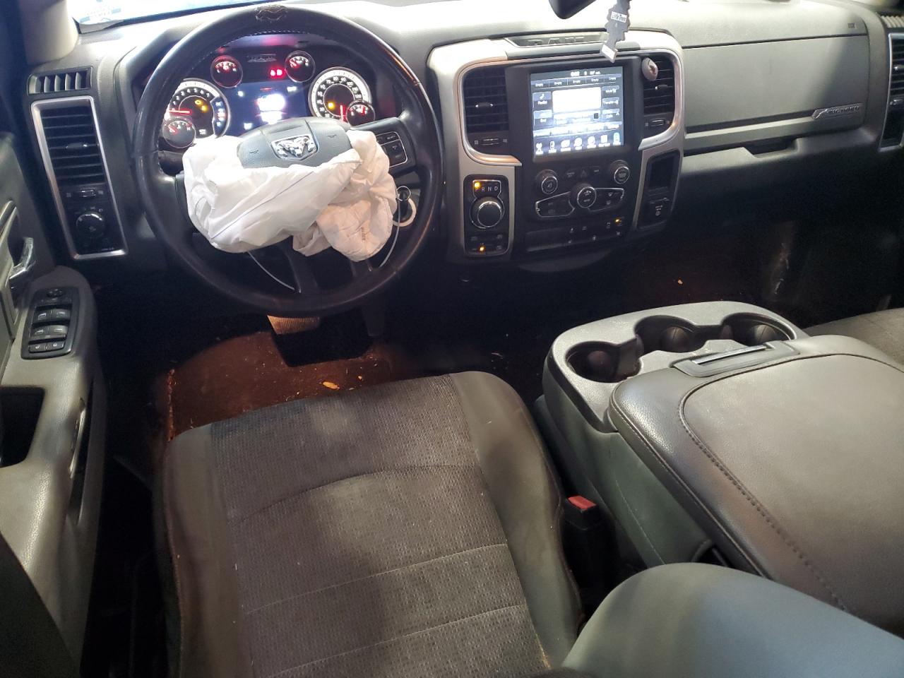 2016 RAM 1500 - Image 8