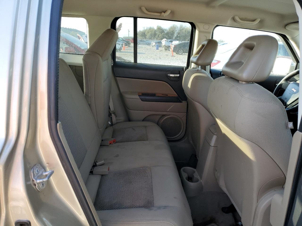 2009 Jeep Liberty (Patriot) - Image 11