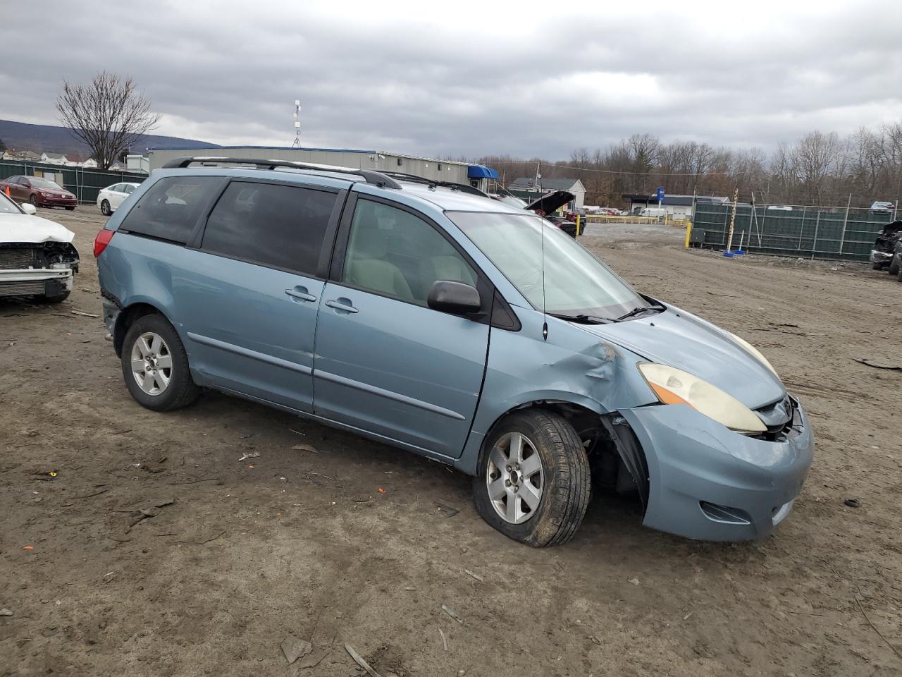 2007 Toyota Sienna - Image 4