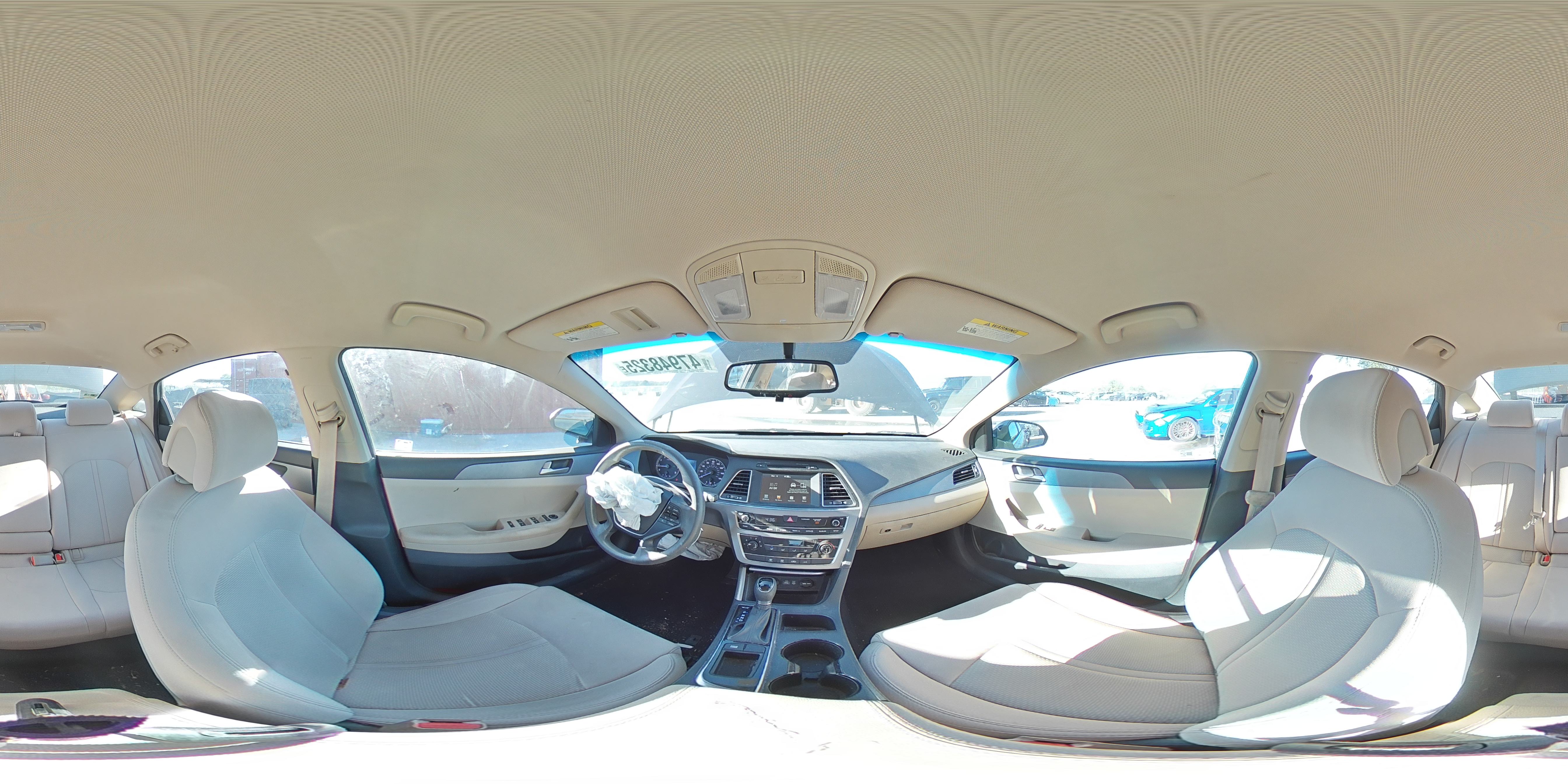 2016 Hyundai Sonata - Image 12
