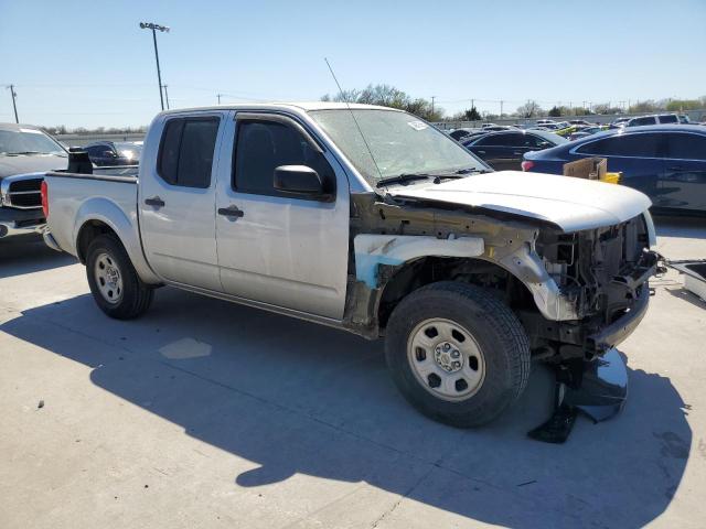  NISSAN FRONTIER 2015 Серебристый