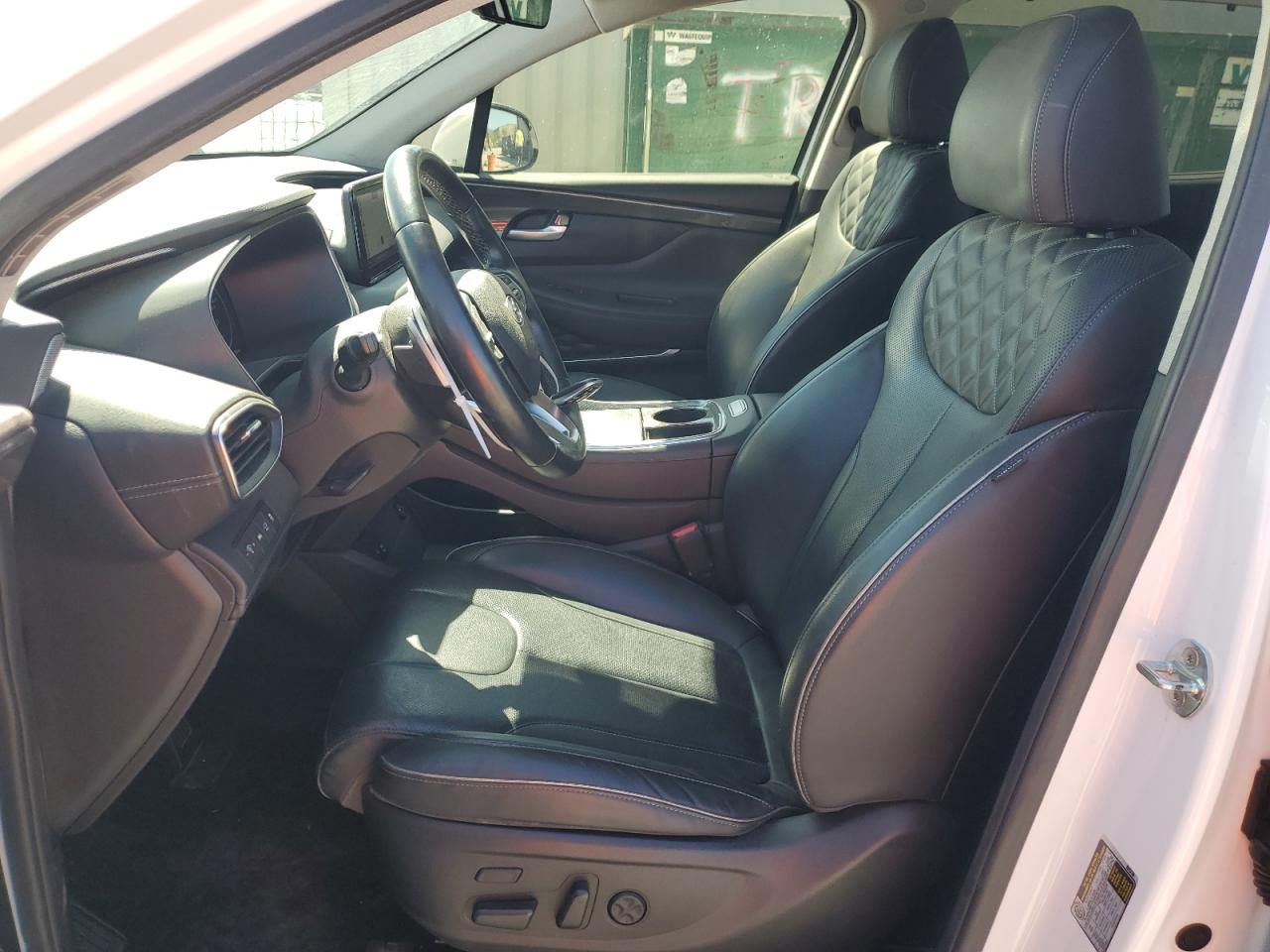 2022 Hyundai Santa Fe - Image 7